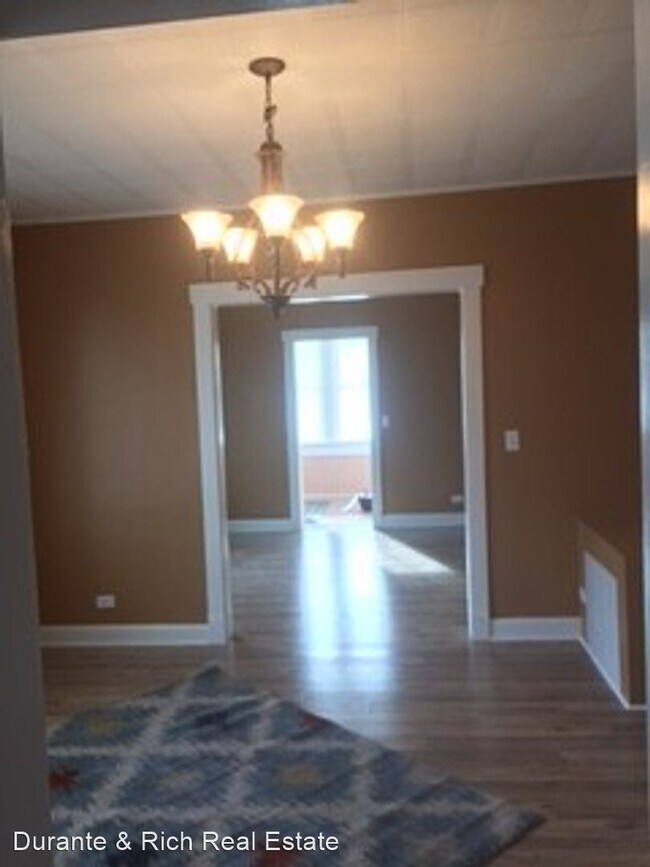 Foto del edificio - 3 br, 2 bath House - 504 West Jackson Street