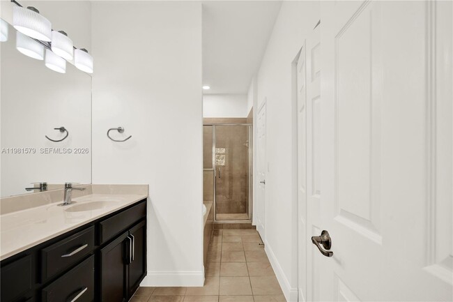 Foto del edificio - 9243 SW 227th Terrace