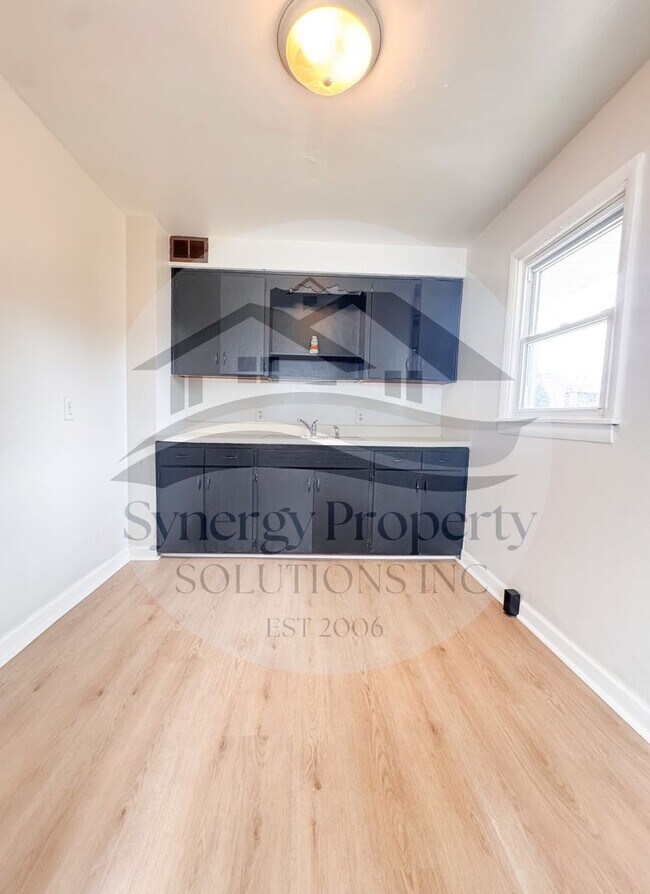 Foto del edificio - First Floor Living