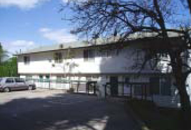 Alternativa Vista al edificio 1 - 2 Parkrose 4 Plexes