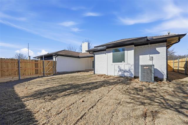 Building Photo - 423 Provincetown Ln