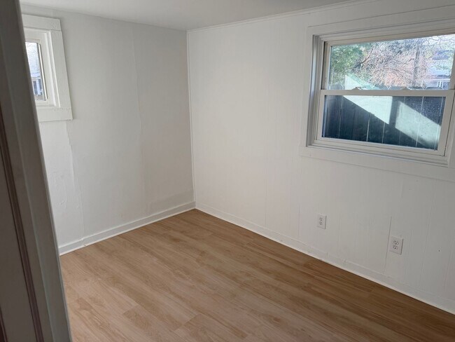 Foto del edificio - 1926 Shore Rd