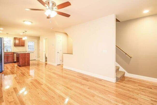 Foto del edificio - 1307 River View Ln
