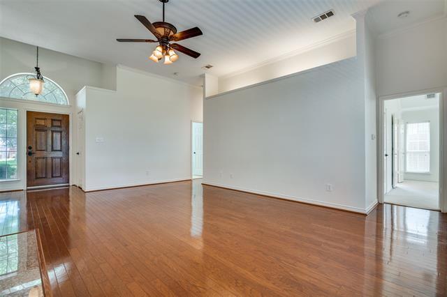 Building Photo - 313 Bricknell Dr