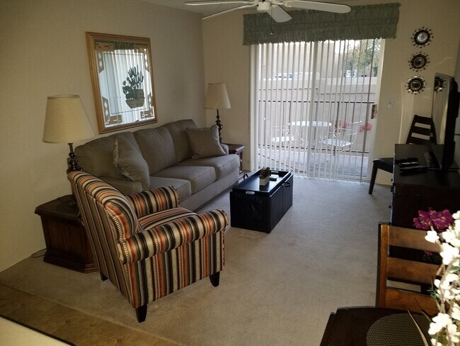 Foto del edificio - 276 Lake Havasu Ave