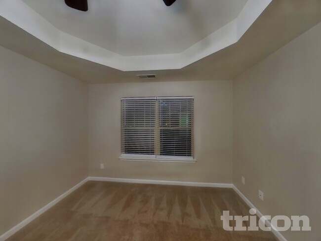 Foto del edificio - 394 Lossie Ln