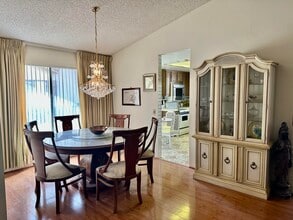 Building Photo - 316 Sierra Madre S