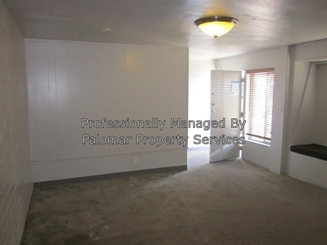 Building Photo - 339 S Escondido Blvd