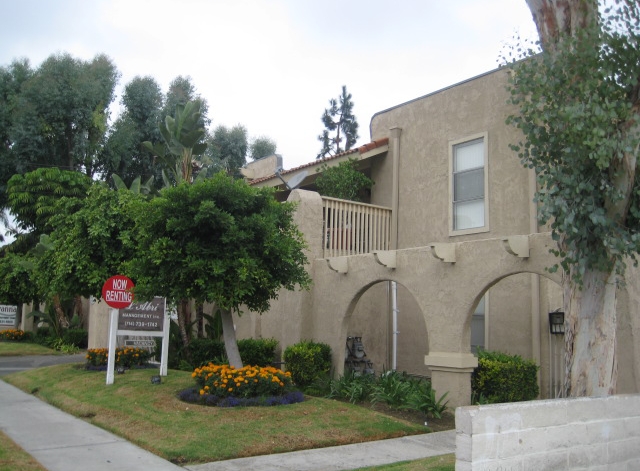 Building Photo - Savanna Apartment Homes