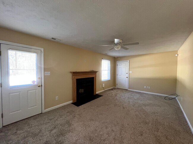 Foto del edificio - 8808 Tin Lizza Dr