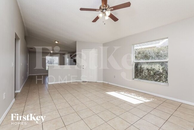 Building Photo - 6536 Viewpoint Ct