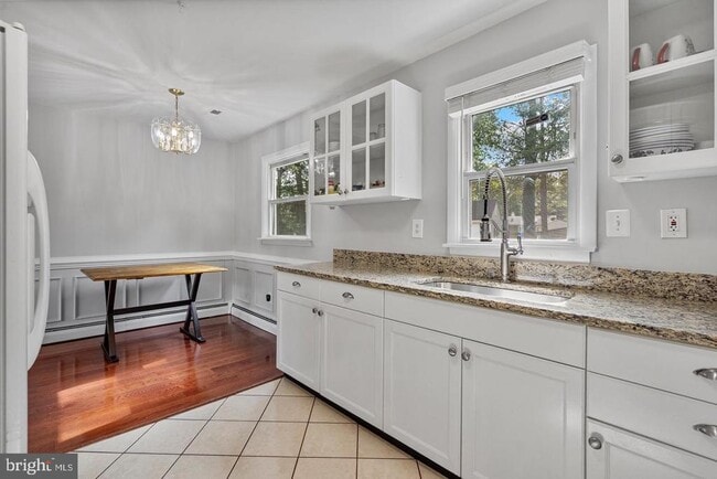 Building Photo - 15030 Alabama Ave