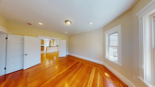 Foto del edificio - 27 Champney St