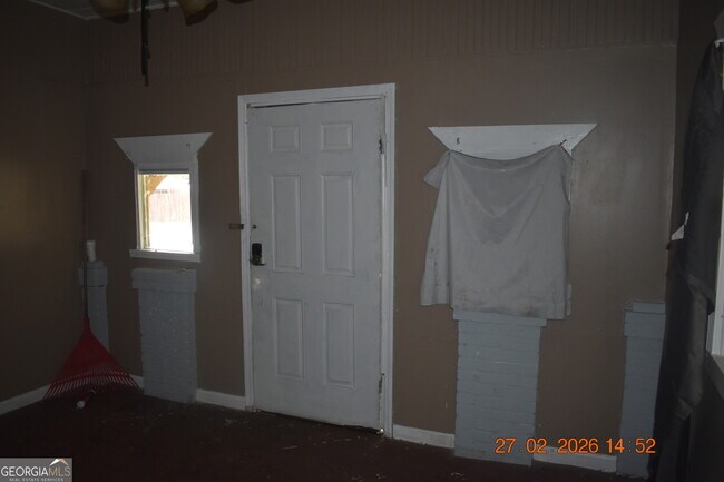 Foto del edificio - 4048 Kemper Ave