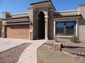 Building Photo - 3309 Garden Point Dr