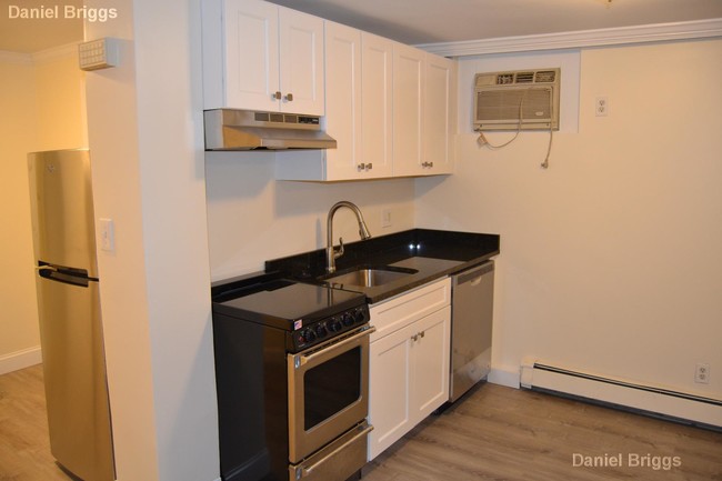 Foto del edificio - 1482 Beacon St