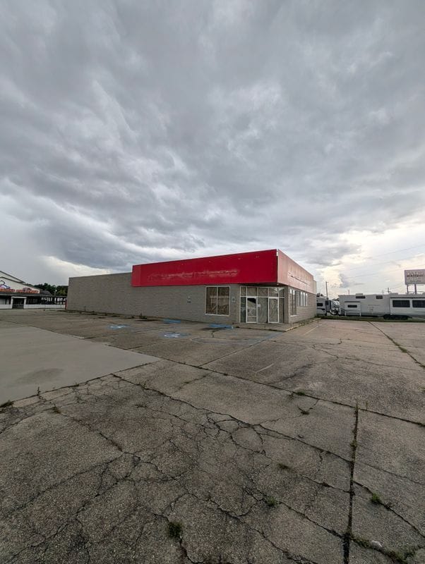 Building Photo - 230 Memorial Blvd