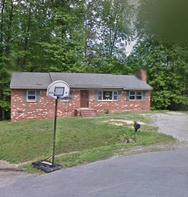Building Photo - 2703 Puckett Ct