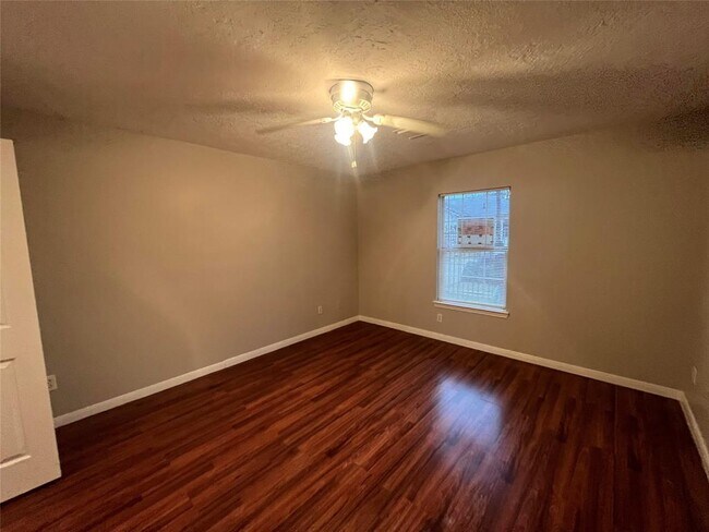 Foto del edificio - 1413 Miller St