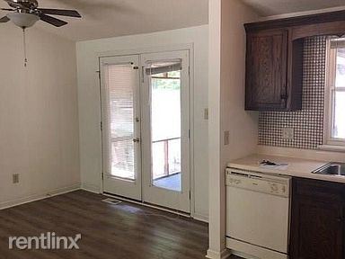 Building Photo - 3 br, 2.5 bath House - 203 Dark Oak Dr