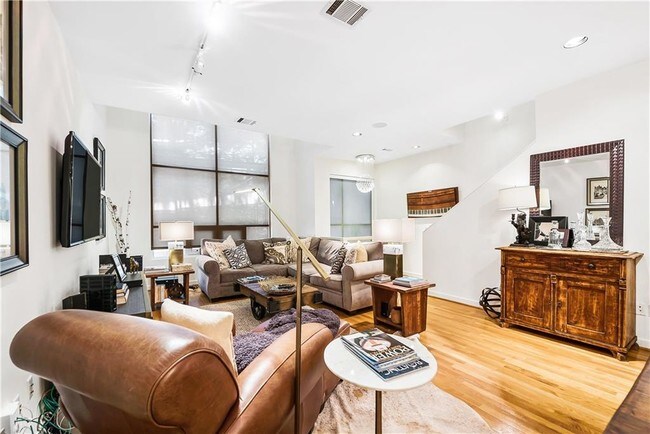 Foto del edificio - 4100 Travis St