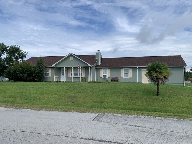 Foto del edificio - 210 Zachary Ln