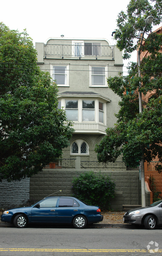 Primary Photo - 48 Castro St