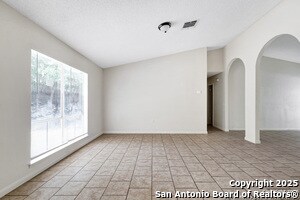 Foto del edificio - 12416 Enchanted Oaks St
