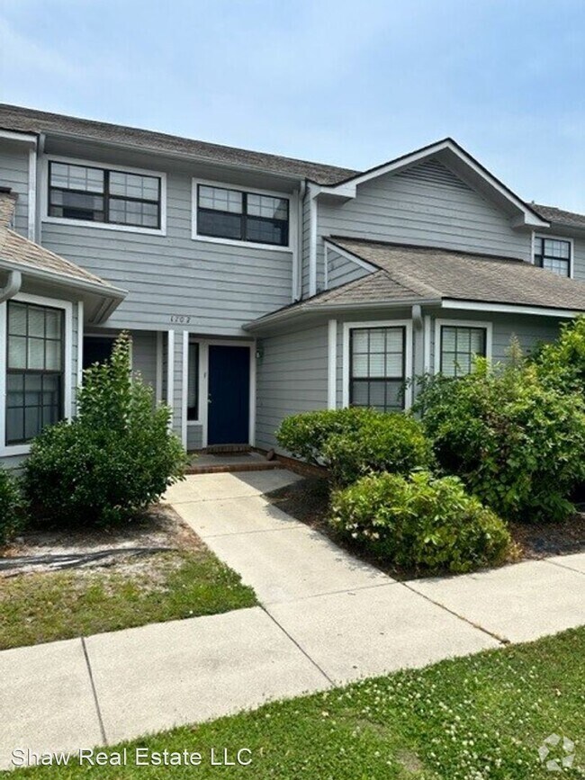 Victoria Place Houses under 2,000 Wilmington, NC 3 Homes