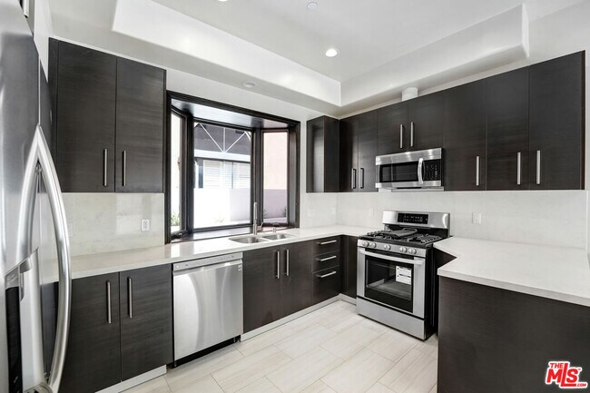 Building Photo - 1621 Franklin St