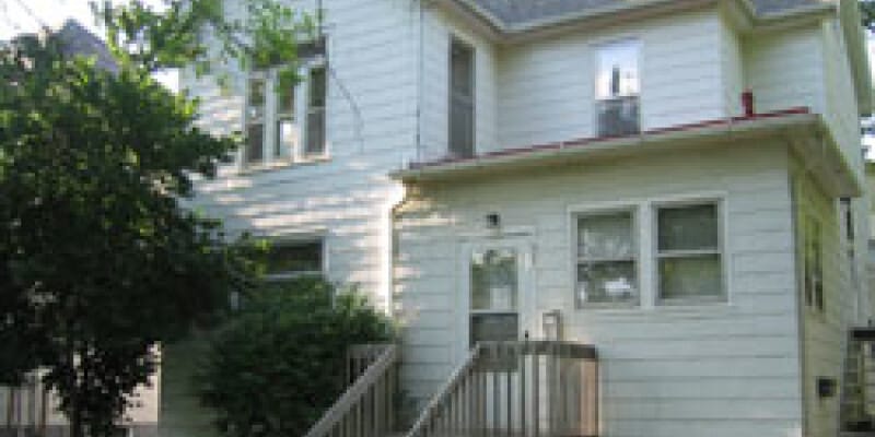 Primary Photo - 222 E Fairchild St.