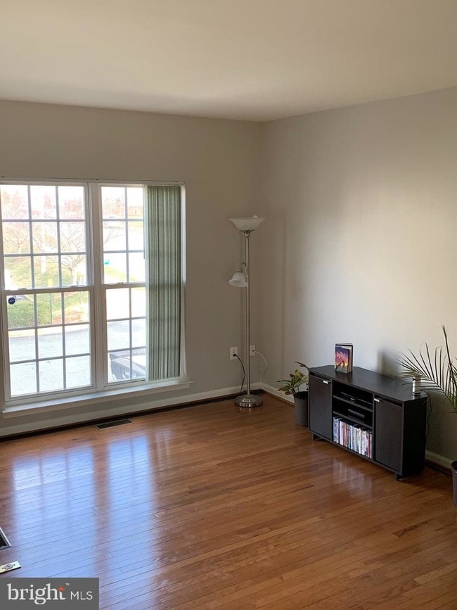 Building Photo - 17480 Bayou Bend Cir