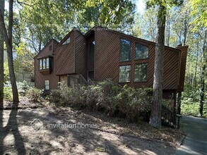 Building Photo - 3610 Westpoint Ct