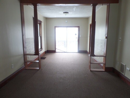Building Photo - 1738 La Salle Ave
