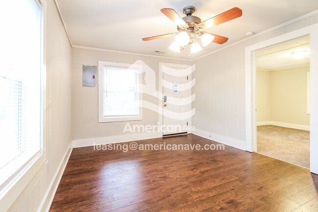 Building Photo - 310 N Stribling St