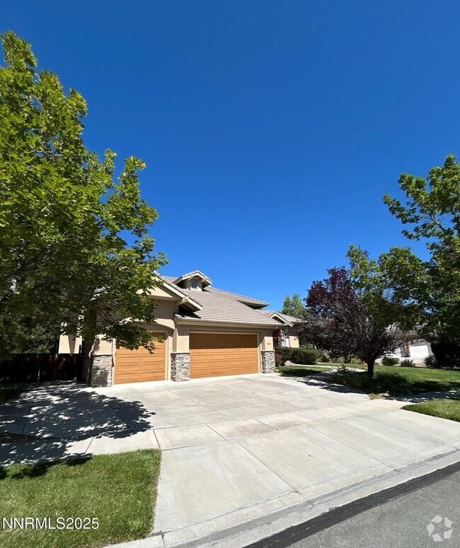 Building Photo - 6785 Eagle Wing Cir