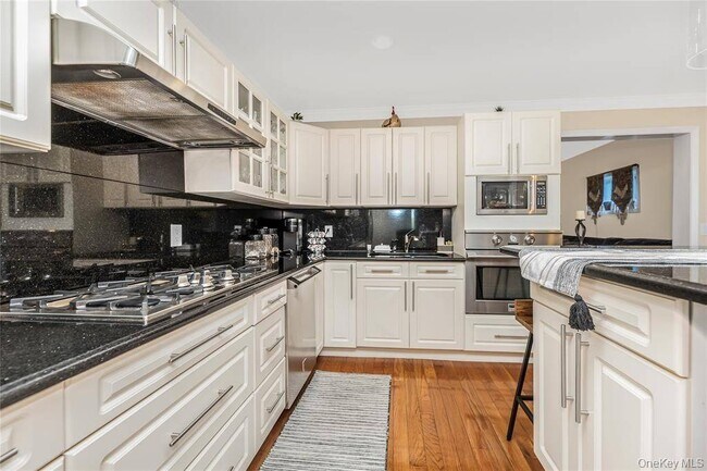 Foto del edificio - 243 Mary Lou Ave