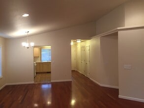 Building Photo - 12222 4th Avenue Ct E