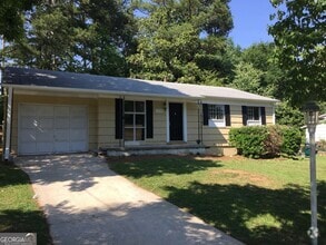 Building Photo - 1259 Pineglen Dr