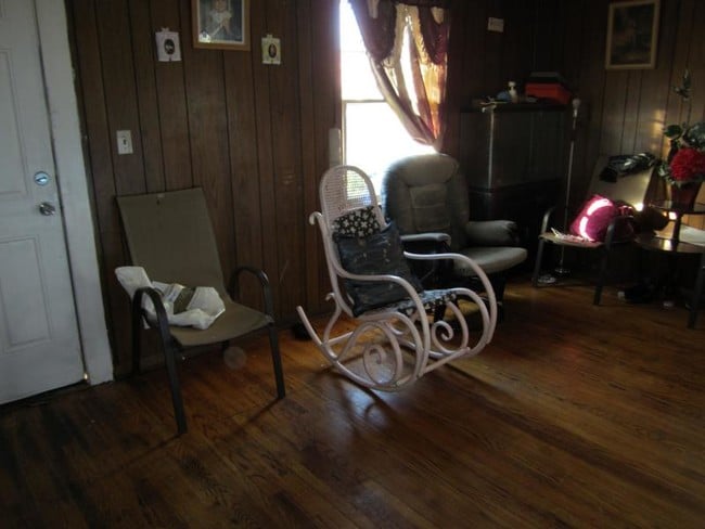 Building Photo - 127 Texas St