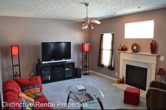 Foto del edificio - 4 br, 2.5 bath House - 718 Amos Ct