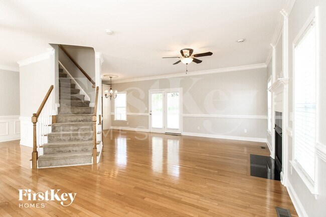 Foto del edificio - 6683 Knob Hill Ct