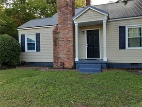Building Photo - 207 Willborough Ave