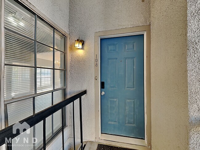 Building Photo - 9747 Whitehurst Dr