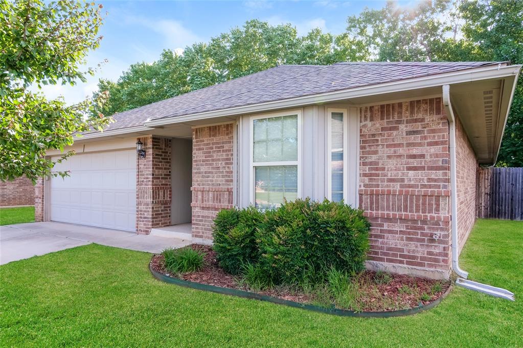 Foto principal - 1338 Selborne Pl