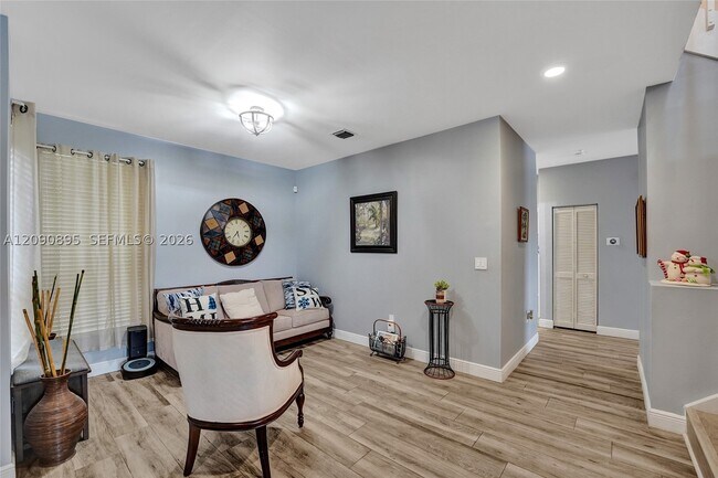 Foto del edificio - 18231 SW 27th St