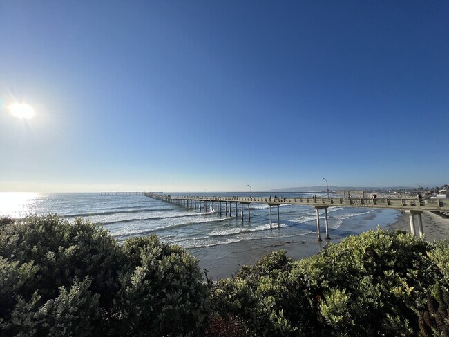 Building Photo - For Lease Furnished - Cliffside Beach Cottage with Panoramic Ocean Views – Ocean Beach