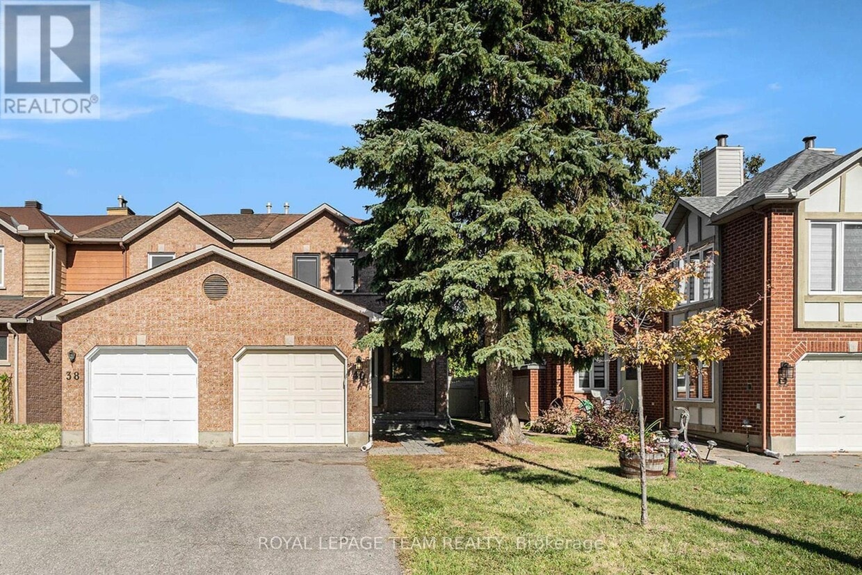 Photo principale - 40 Southport Dr