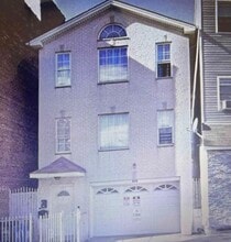 Building Photo - 111 Ocean Ave