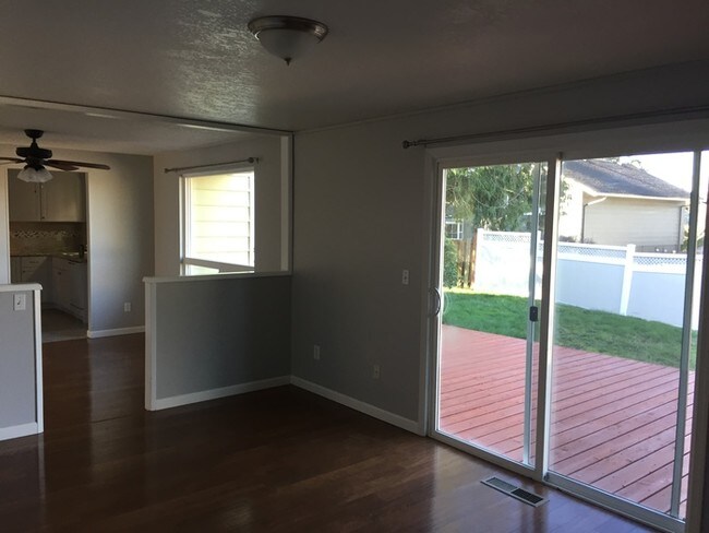Foto del edificio - 1721 SW Lillyben Ave Gresham, OR 97080